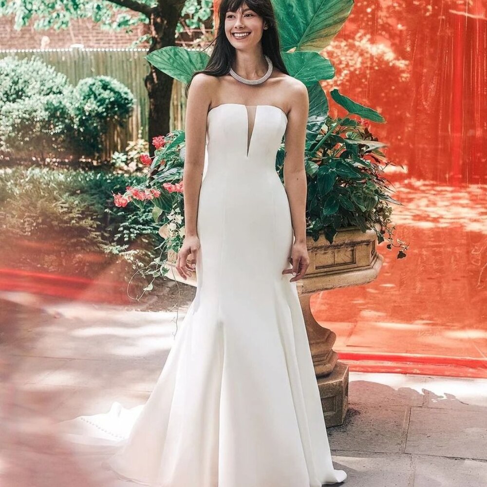 Madison James Logan MJ805 Wedding Gown Size 12